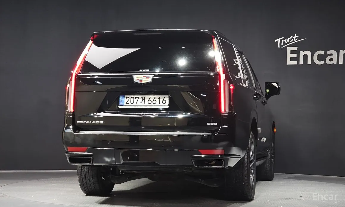 Cadillac Escalade 2021 6.2