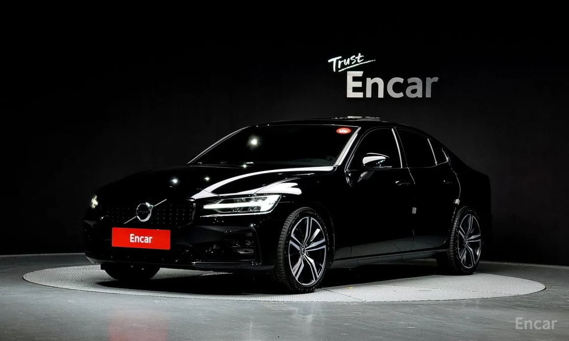 Volvo S60 2019 B5 R-Design