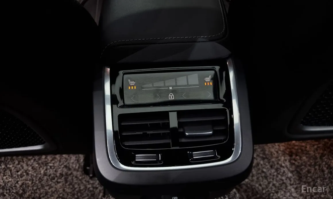 Volvo S60 2019 B5 R-Design