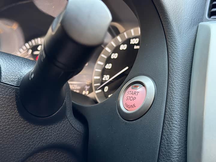 Nissan Terra 2020 2020款 2.5L XL Upper 4WD 自动四驱豪华版