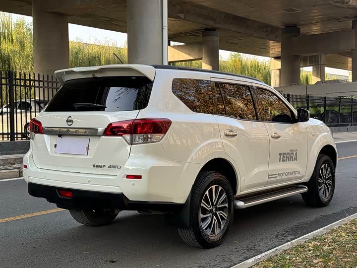 Nissan Terra 2020 2020款 2.5L XL Upper 4WD 自动四驱豪华版