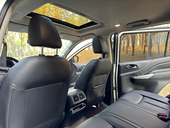Nissan Terra 2020 2020款 2.5L XL Upper 4WD 自动四驱豪华版