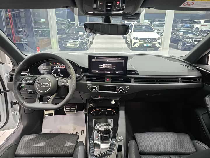 Audi A4L 2024 2024款 40 TFSI 豪华动感型