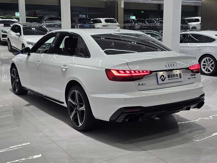 Audi A4L 2024 2024款 40 TFSI 豪华动感型