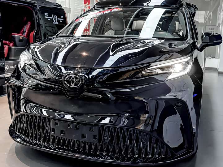 Toyota Granvia 2024 2024款 2.5L混动 舒适版