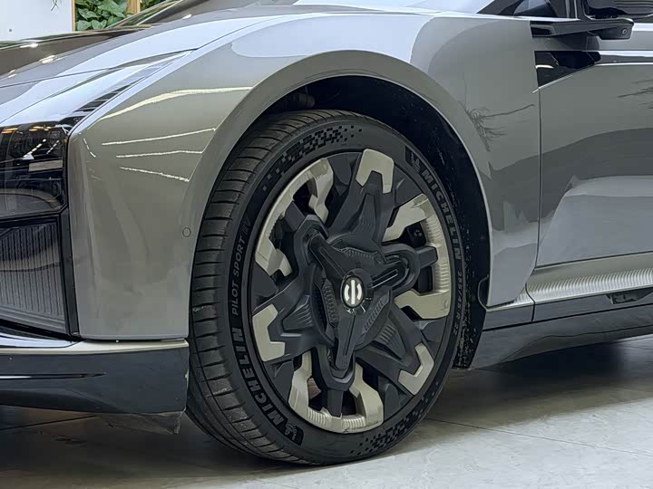 HiPhi Z 2023 2023款 四座版