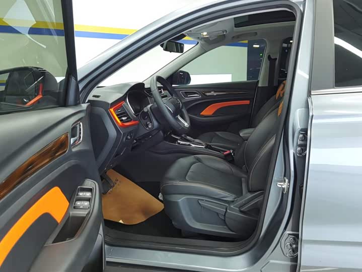 Roewe RX3 2021 2021款 PRO 1.6L CVT旗舰型