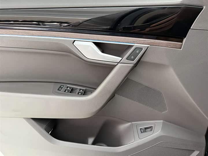 Volkswagen Touareg 2023 2023款 2.0TSI 锐尚版