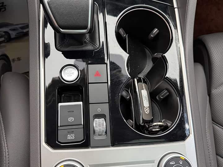 Volkswagen Touareg 2023 2023款 2.0TSI 锐尚版