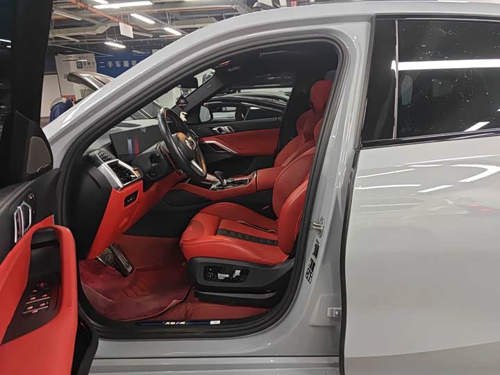 BMW X6 M 2023 2023款 X6 M 雷霆版