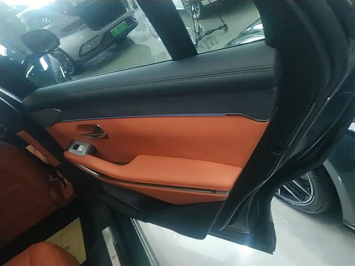 BYD Tang L 2025 2025款 DM 175KM无人机玩家版