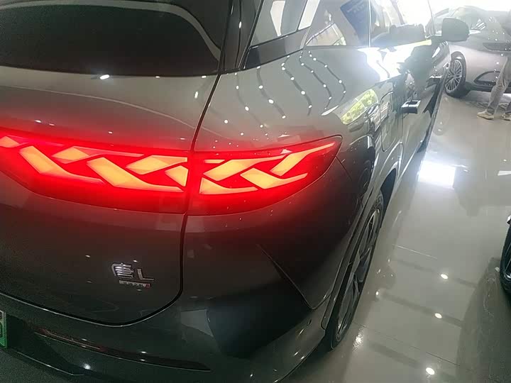 BYD Tang L 2025 2025款 DM 175KM无人机玩家版