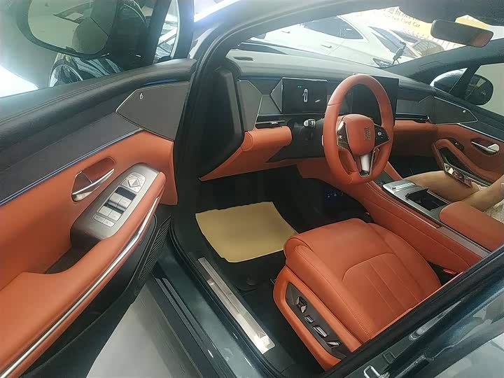 BYD Tang L 2025 2025款 DM 175KM无人机玩家版