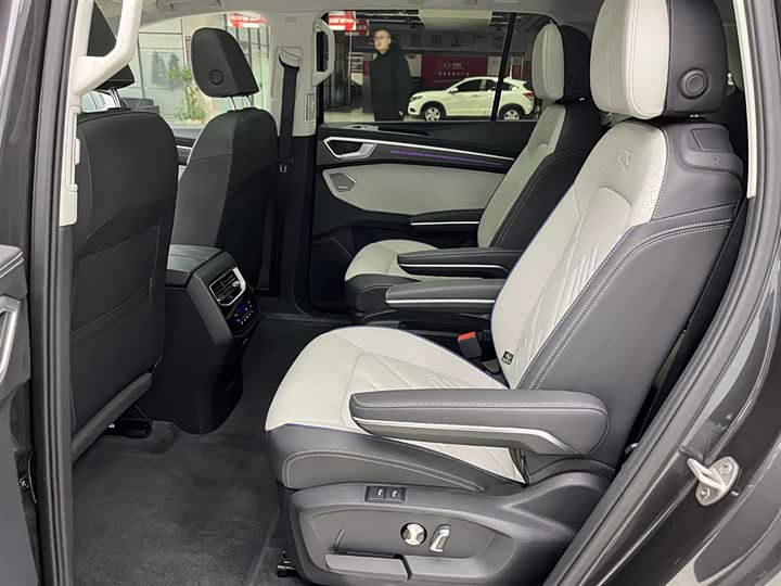 Volkswagen Talagon 2026 2026款 450TSI 四驱旗舰 6座