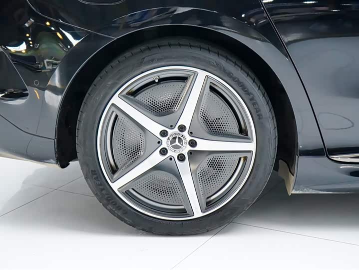 Mercedes-Benz EQE 2022 2022款 350 先型特别版