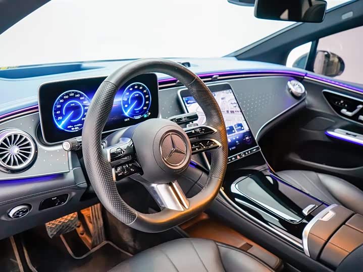 Mercedes-Benz EQE 2022 2022款 350 先型特别版
