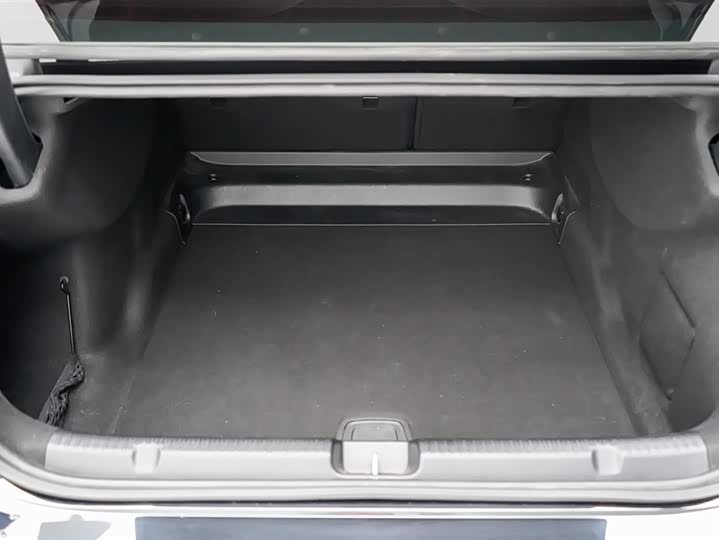 Mercedes-Benz EQE 2022 2022款 350 先型特别版