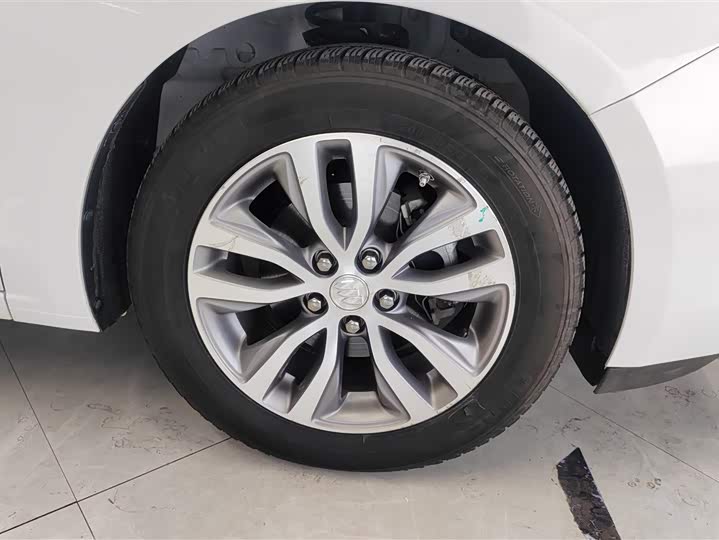 Buick Excelle GT 2021 2021款 改款 1.3T 自动轻混动精英型