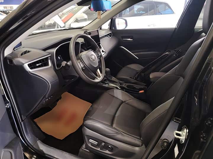 Toyota Frontlander 2024 2024款 2.0L 智能电混双擎 豪华版