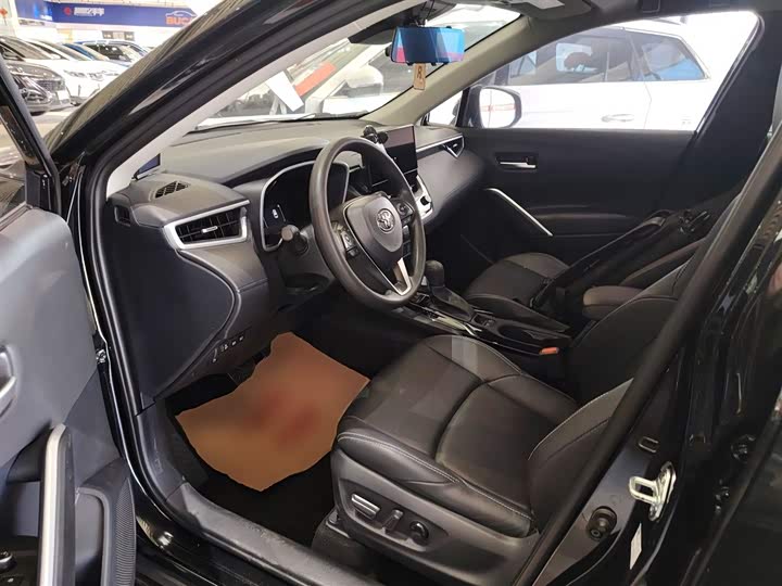 Toyota Frontlander 2024 2024款 2.0L 智能电混双擎 豪华版