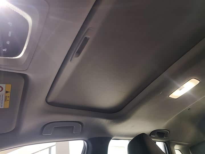 Toyota Frontlander 2024 2024款 2.0L 智能电混双擎 豪华版