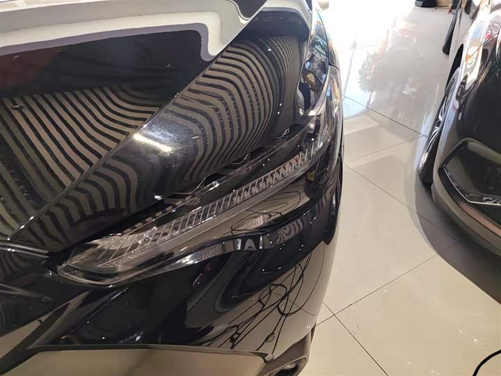 Toyota Frontlander 2024 2024款 2.0L 智能电混双擎 豪华版