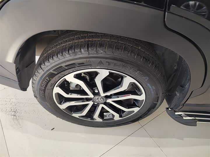 Toyota Frontlander 2024 2024款 2.0L 智能电混双擎 豪华版