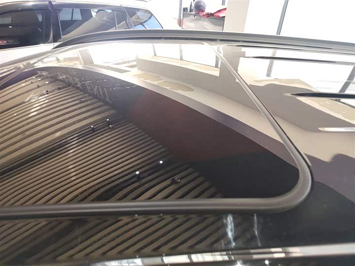 Toyota Frontlander 2024 2024款 2.0L 智能电混双擎 豪华版