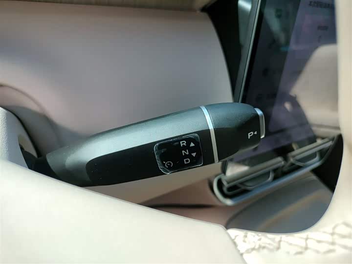 Changan Deepal S09 2025 2025款 四驱Ultra+ 高定版