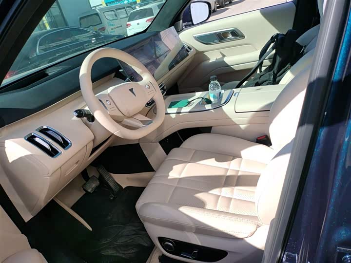 Changan Deepal S09 2025 2025款 四驱Ultra+ 高定版