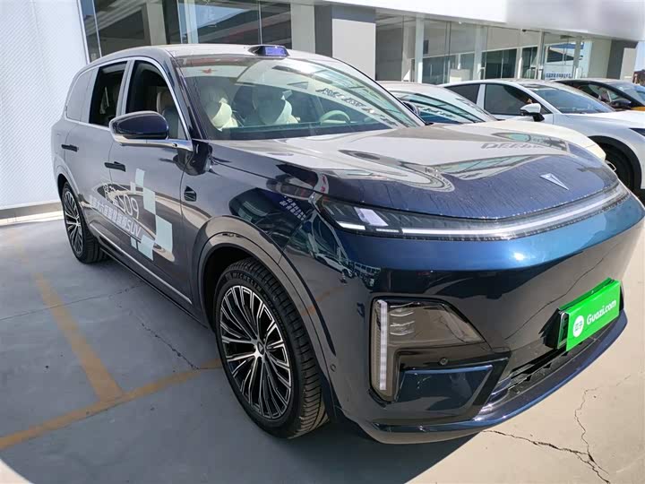 Changan Deepal S09 2025 2025款 四驱Ultra+ 高定版