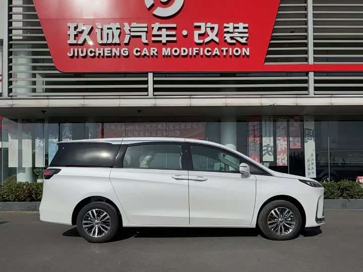 Buick GL8 ES 2025 2025款 陆上公务舱 先享版