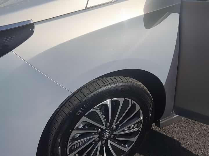 Buick GL8 ES 2025 2025款 陆上公务舱 先享版