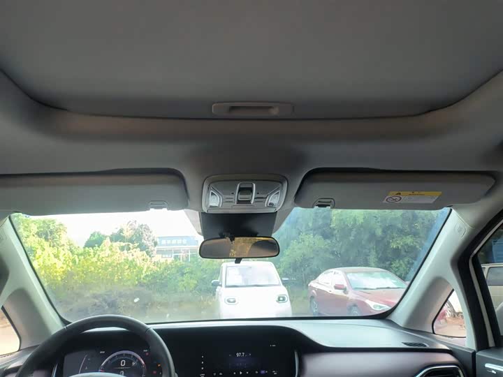 GAC Trumpchi M6 2023 2023款 PRO 270T DCT豪华版