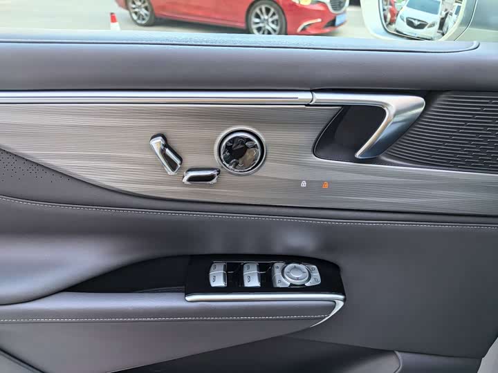 Buick GL8 ES 2025 2025款 陆尊 尊享版