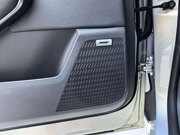 Buick GL8 ES 2025 2025款 陆尊 尊享版