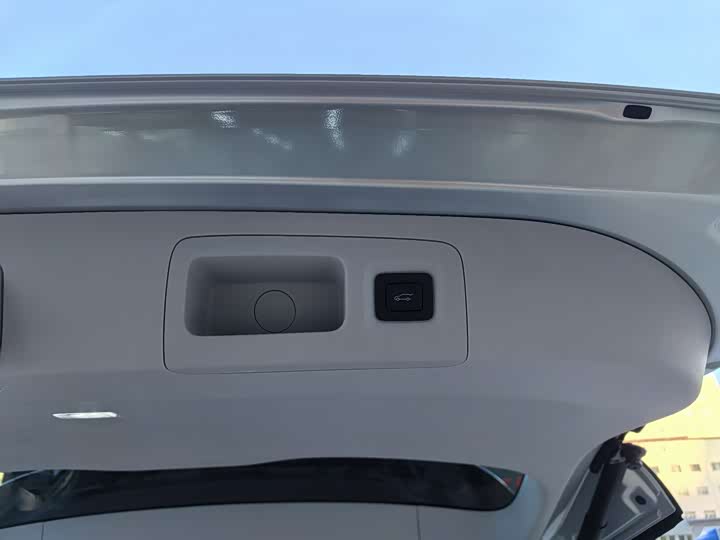 Buick GL8 ES 2025 2025款 陆尊 尊享版