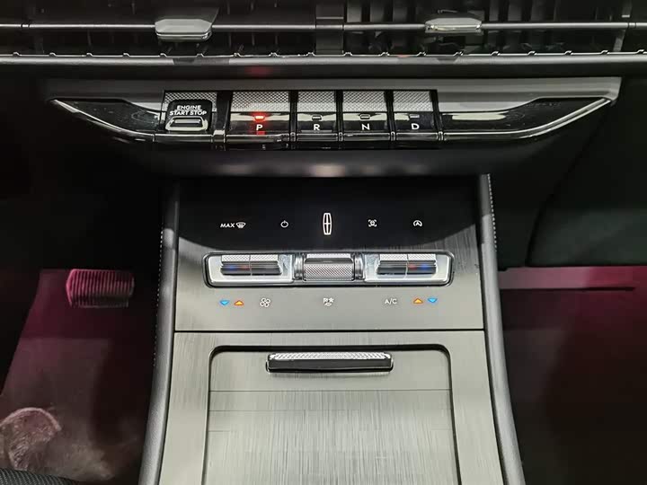 Lincoln Corsair 2025 2025款 2.0T 两驱尊享版