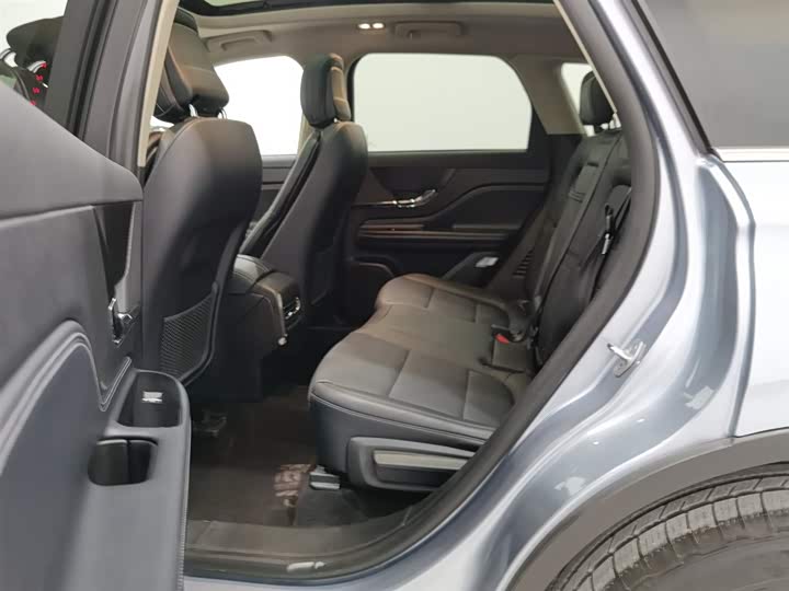 Lincoln Corsair 2025 2025款 2.0T 两驱尊享版