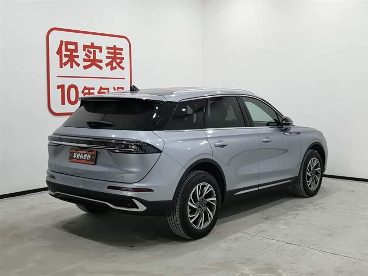 Lincoln Corsair 2025 2025款 2.0T 两驱尊享版