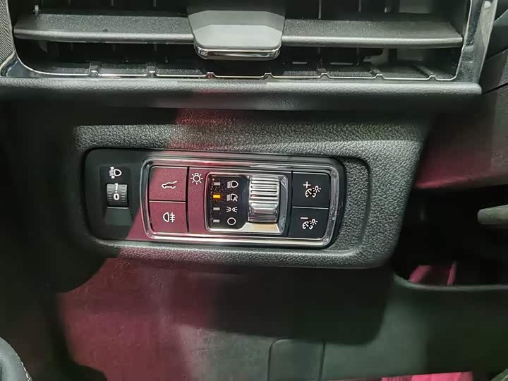 Lincoln Corsair 2025 2025款 2.0T 两驱尊享版