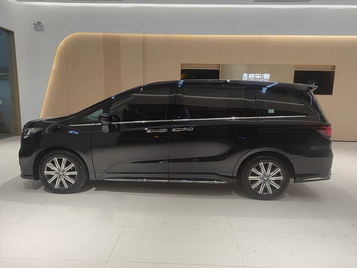 Honda Odyssey 2024 2024款 2.0L e:HEV 锐·领享版