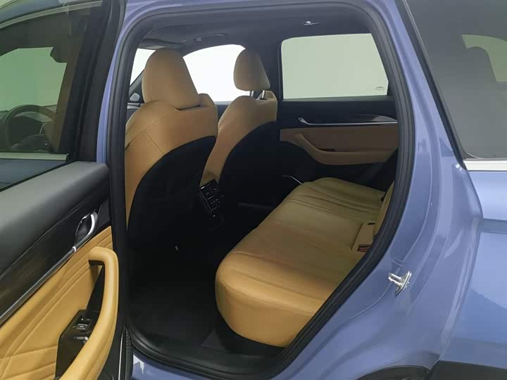 Geely Monjaro L Hybrid 2022 2022款 1.5T DHT增程电动旗舰版