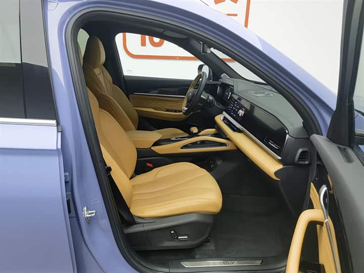 Geely Monjaro L Hybrid 2022 2022款 1.5T DHT增程电动旗舰版