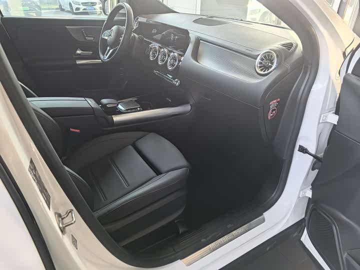 Mercedes-Benz GLA-Class 2023 2023款 GLA 220