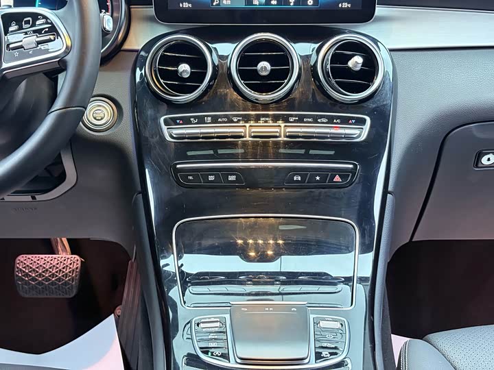 Mercedes-Benz GLC-Class Coupe 2023 2023款 GLC 260 4MATIC 轿跑SUV
