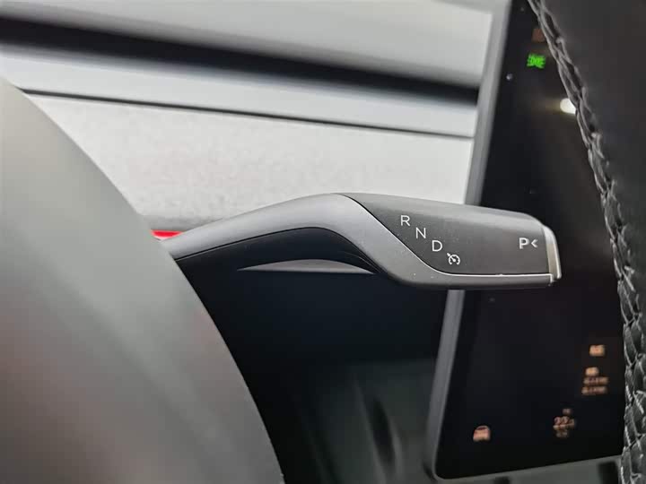 Tesla Model Y 2024 2024款 长续航全轮驱动版