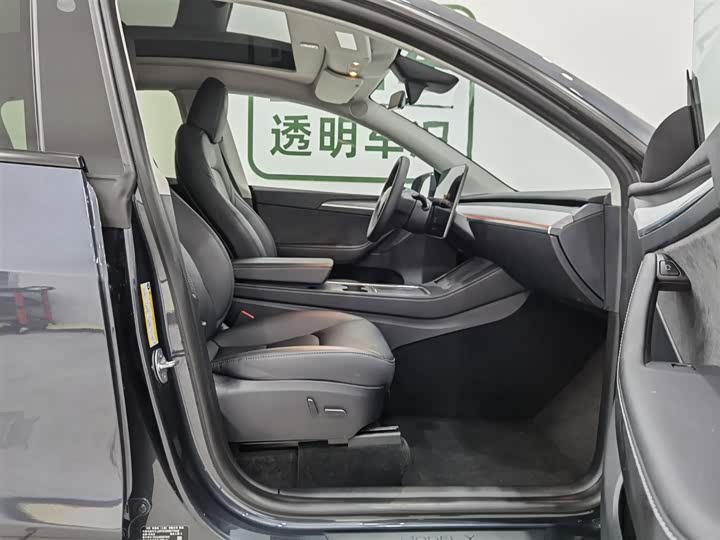 Tesla Model Y 2024 2024款 长续航全轮驱动版