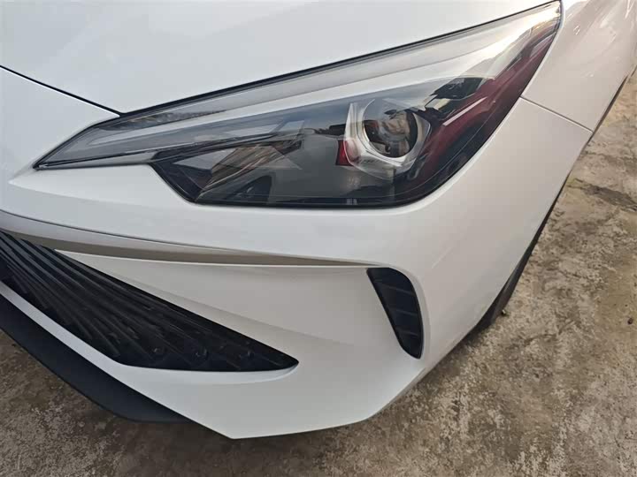 Roewe i5 2026 2026款 1.5L CVT豪华版