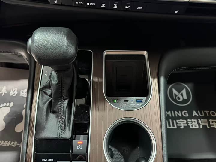 Toyota Granvia 2024 2024款 2.5L混动 豪华版